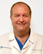 Anthony Miniaci，医学博士，FRCSC